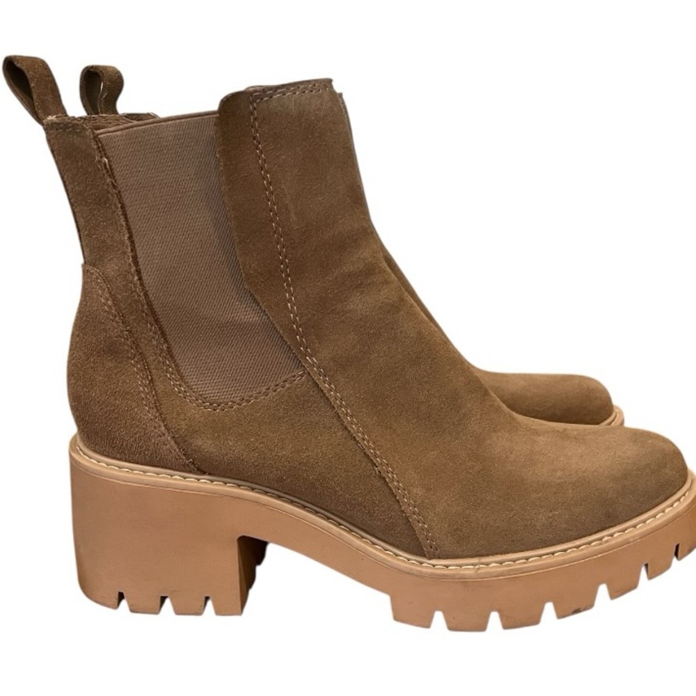 Dolce Vita Halina tan brown suede leather Chelsea lug sole boots size 8.5